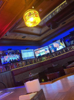 J Towne Tavern inside