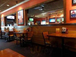 Applebee's inside