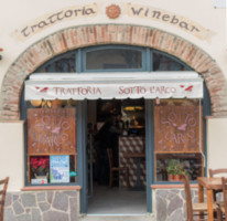 Trattoria Sotto L'arco food