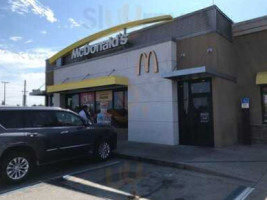 Mcdonald's outside