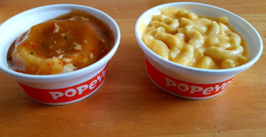 St Thomas Popeyes Louisiana Kitchen food