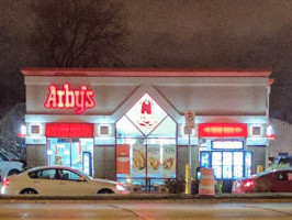 Arby's outside