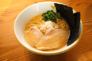 Kinton Ramen food