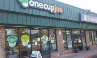 Onecupjoe outside