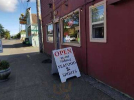 The Old Fishtrap Seafood And Spirits outside