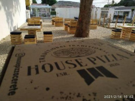 House Pizza Cereté outside