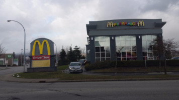 McDonald's Restaurants outside