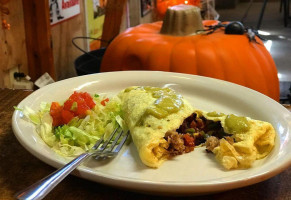 Bob's Taco Station food