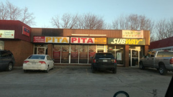 Pita Pita Plus outside