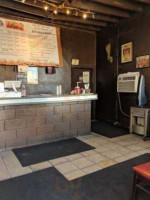 Leo's Barbeque inside