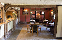 Ye Old Buck Inn inside