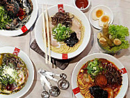 Ramen Nagi food