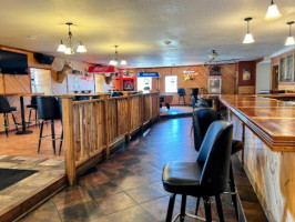 Witoka Tavern inside