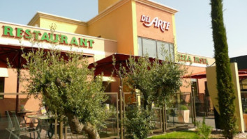 Del Arte inside