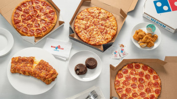 Domino's Pizza food