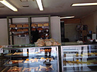 Tammy's Bakery food