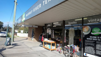 Murray River Tea Rooms outside