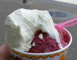 Francesco's Gelato food