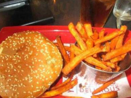 Red Robin Gourmet Burgers And Brews food