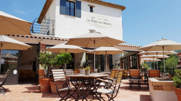 Le Relais des Maures food