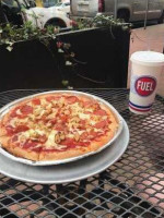 Fuel Pizza food