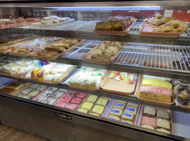 Oteri's Italian Bakery food