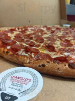 Chanellos Pizza Birdneck food