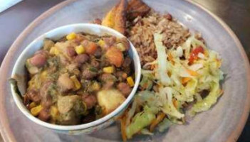 Jamaican Breeze Sports Grill food