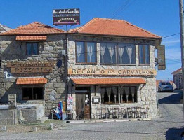 Recanto Dos Carvalhos outside