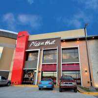 Pizza Hut • Uniplaza outside