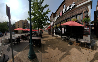 Three Kings Public House The Loop inside