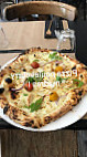 450° Pizzerria food