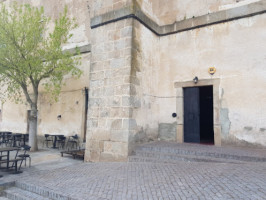 A Taberna Da Muralha inside