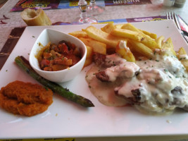 Le Camargue food