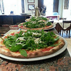 Pizzeria Savoia food