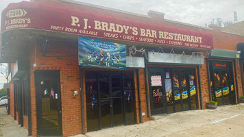 Pj Brady's food