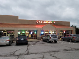 Callahan's West outside