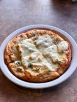 Galla's Pizza food