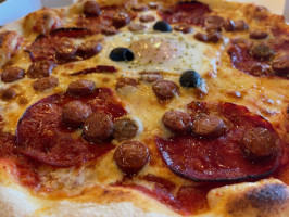 La Pizza Catalane food