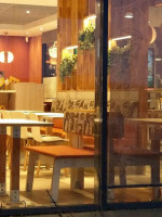 Mcdonalds’s Ter Borch inside