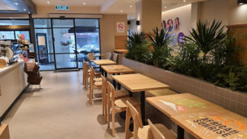 The Coffee Bean Tea Leaf inside