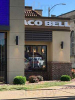 Taco Bell outside