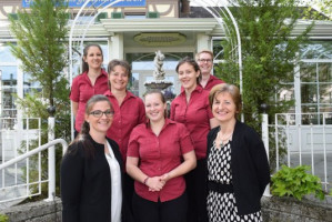 Restaurant Zum Goldenen Lowen inside
