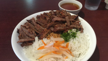 Pho Hoang Minh Vietnamese/Chinese Restaurant food