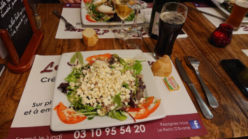 Le Resto D'evane food