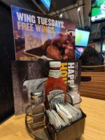 Buffalo Wild Wings food