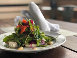 68 Degrees Kitchen food