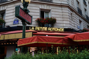 La Petite Rotonde outside