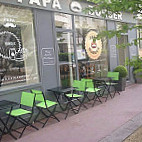 Papa Burger inside