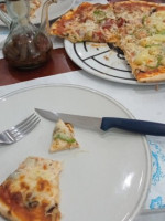 Pizzaria Restaurante A Milaneza food